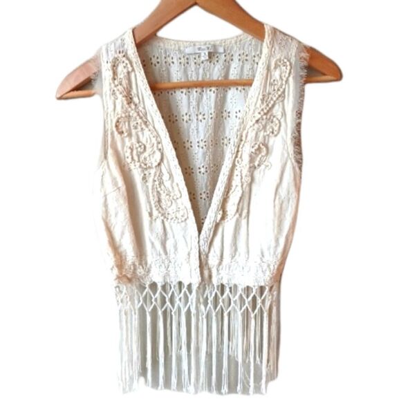 Miss Me Boho Vest Womens Medium Bohemian Hippie Flower Fringe Cut Out - Picture 1 of 11